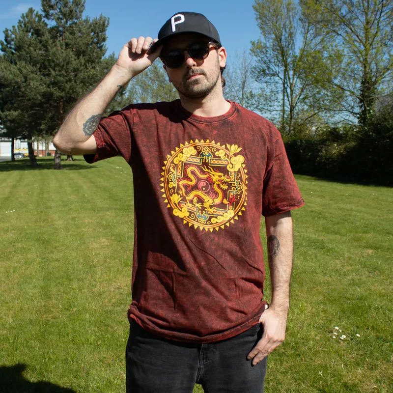 Nomad Sari Stonewashed Cotton T-Shirt Dragon Mandala Maroon Large — foto 1