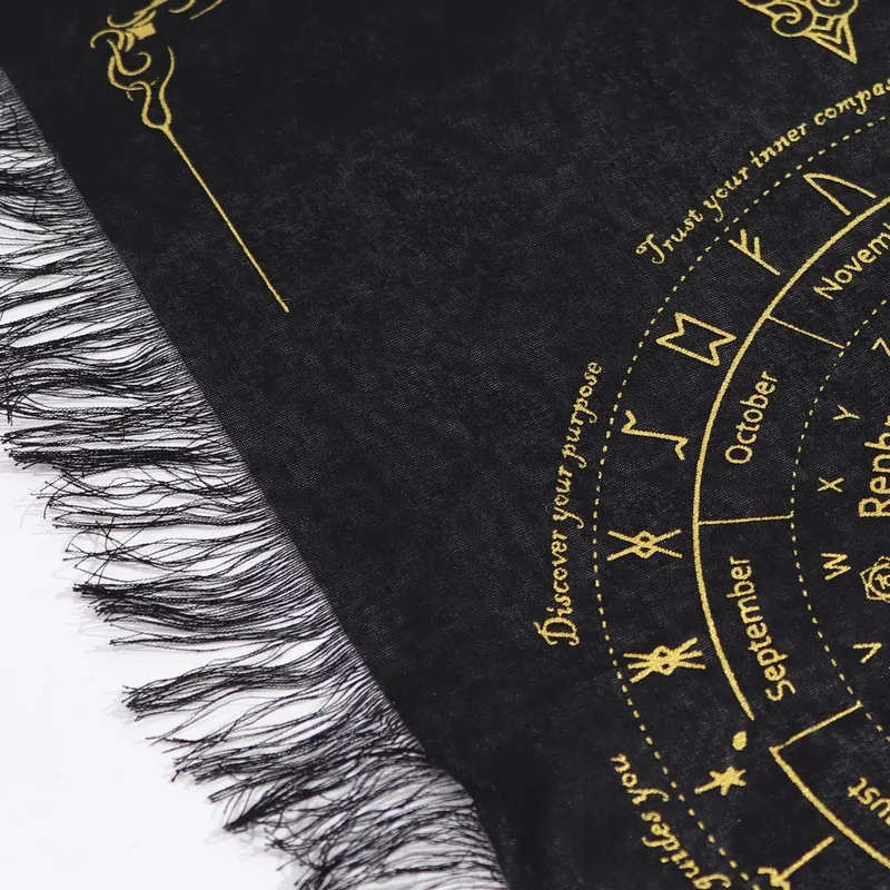 Ancient Witch Pendulum Divination Cloth - Sun Face - Nero & Oro