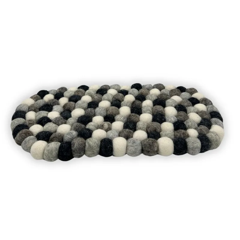 Felt Ball Oval Centre Mat 38x18cm Multi Grey Colour — foto 2