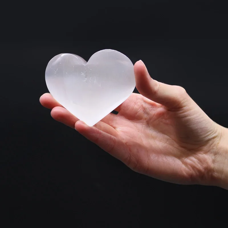 Selenite Heart - 5-6 cm — foto 1