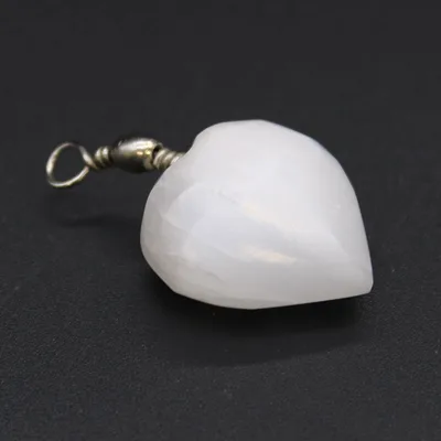 Selenite Heart Pendant — foto 4