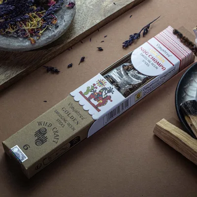 Golden Nag Champa Smudging Resin Sticks - 30g — foto 4