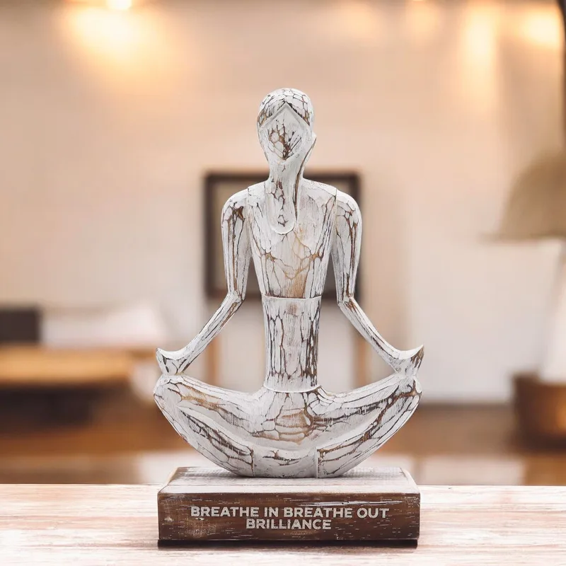 Wooden Yoga Lady Whitewash Easy Pose "Breathe in Breathe out Brilliance" — foto 1
