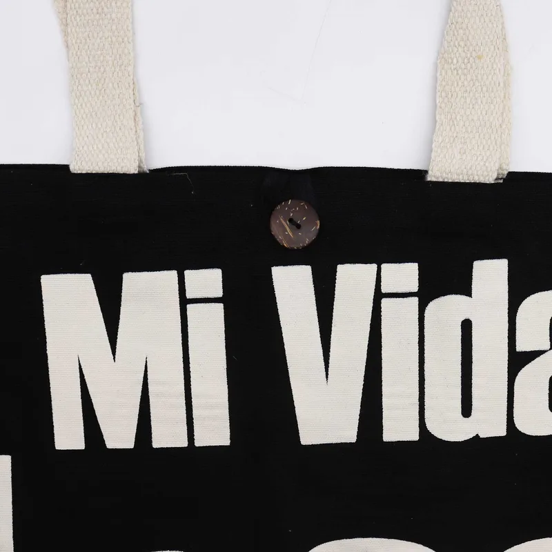 Nomad Sari Iconic Classic Tote Bag - Mi Vida Loca - Nero Naturale 10oz — foto 2