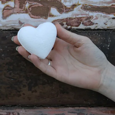 Love Heart Bagno Bomba 70g - Coconut