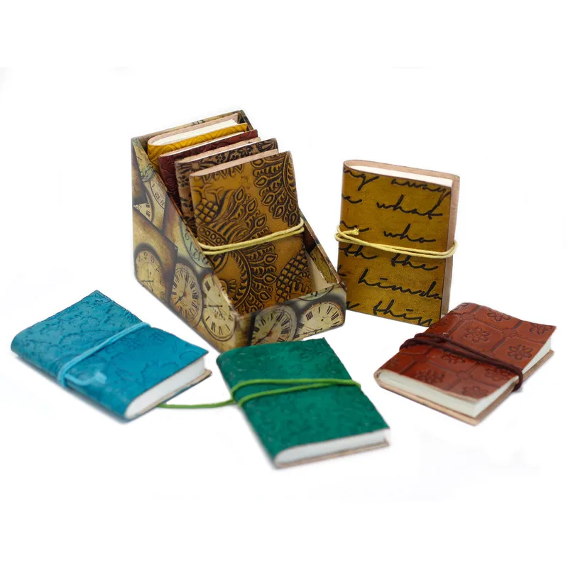 Mini Assorted Leather Notebook (10x7.5 cm) - 1 piece — foto 4