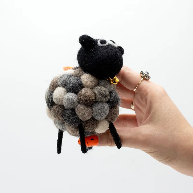 Little Felt Sheep - Multi Greys — foto 2
