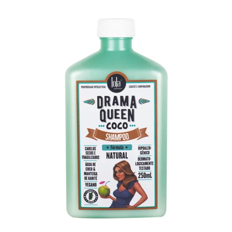 Tradotto in Italiano (con l'incisione dei marchi, delle sigle, dei numeri e delle quantità in ml/gr): Lola Cosmetics Lola Drama Queen Coco Shampoo Naturale 250ml
