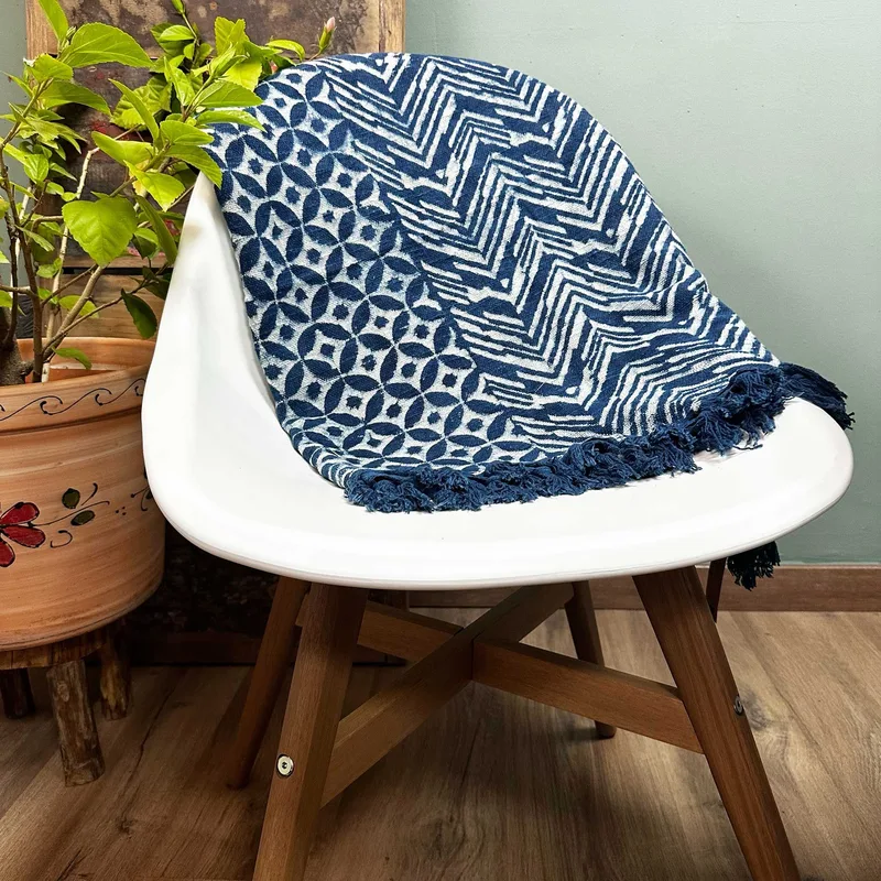 Fatto a mano Indigo Throw 170x120cm Namoona Waves