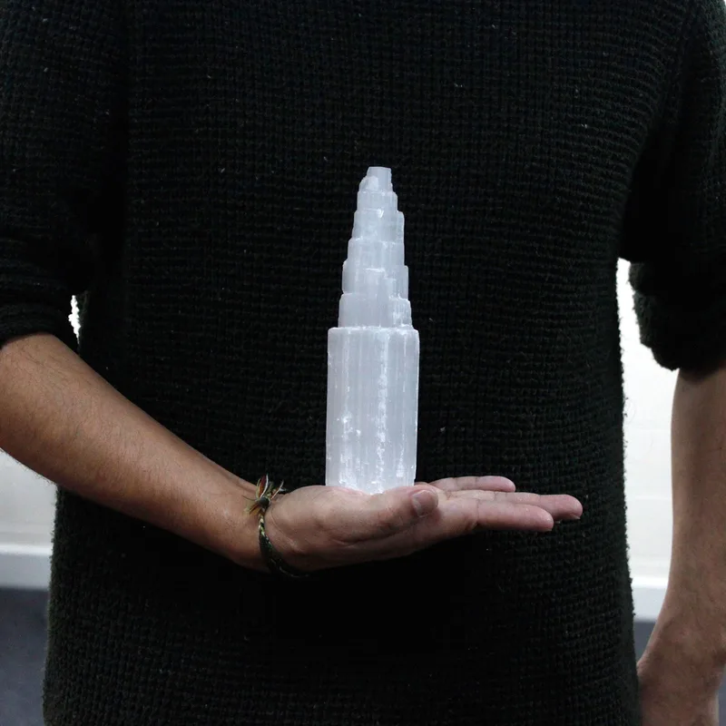 Naturale Selenite Tower 20 cm — foto 1