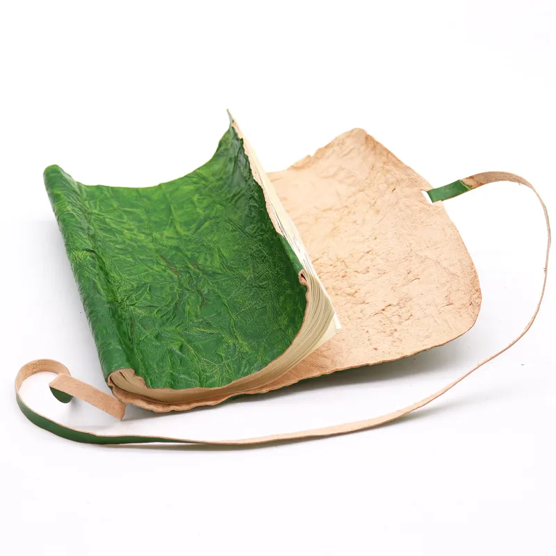 Rolled Leather Travel Notebook 96 pages Verde 21x15cm — foto 2