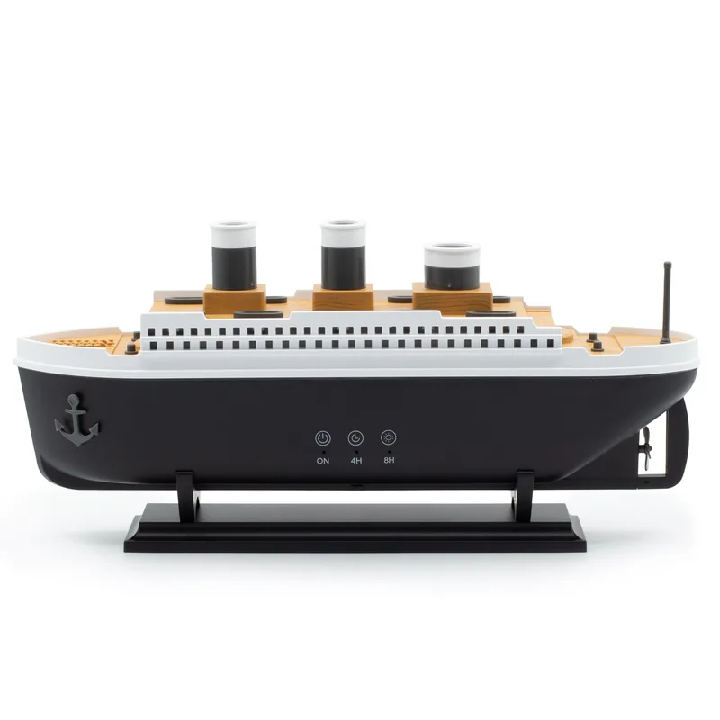 Ship Model Puff Effect Aroma Diffusore with Colour-Changing LED