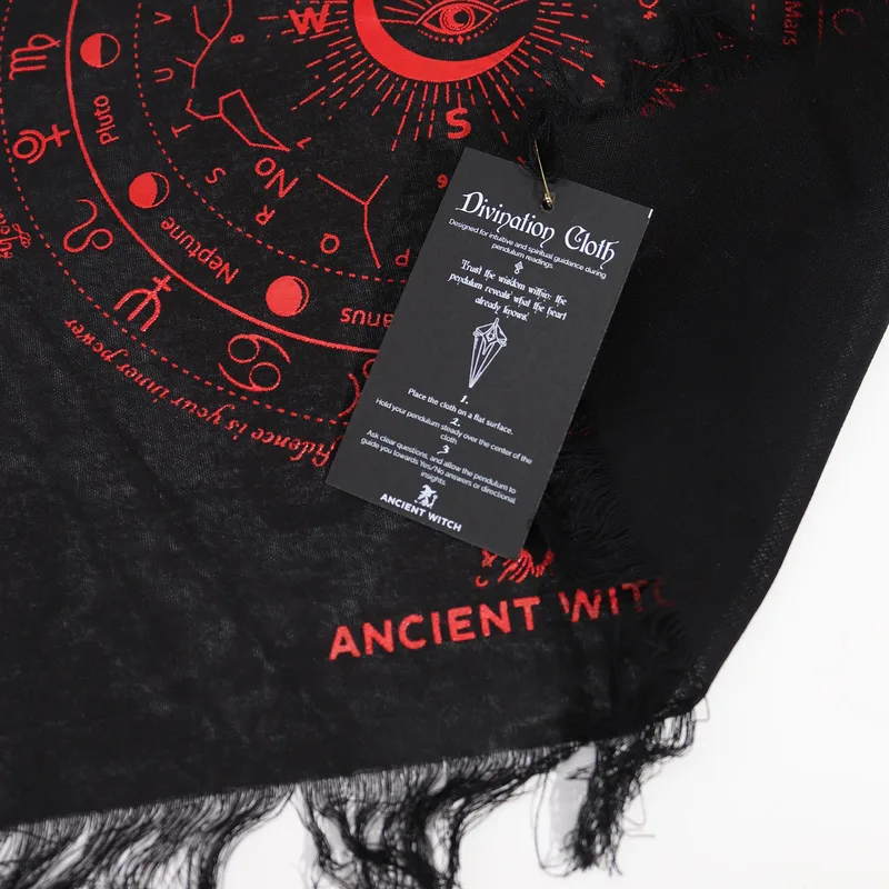 Ancient Witch Pendulum Divination Cloth - All Seeing Eye - Nero & Blood Red — foto 1