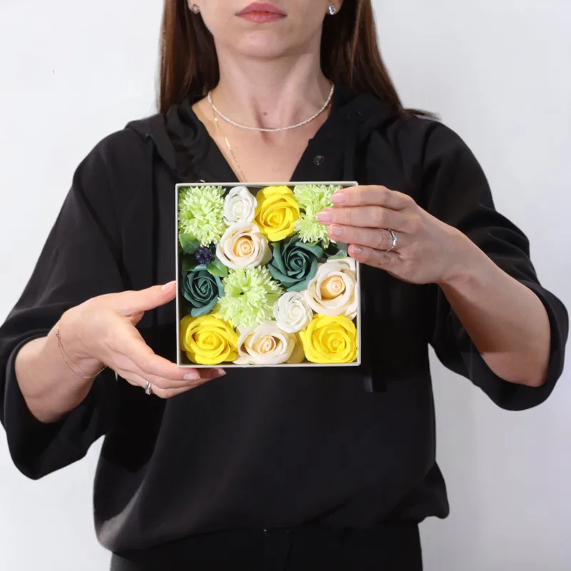 Square Scatola Spring Celibrations Yellow & Greens — foto 1