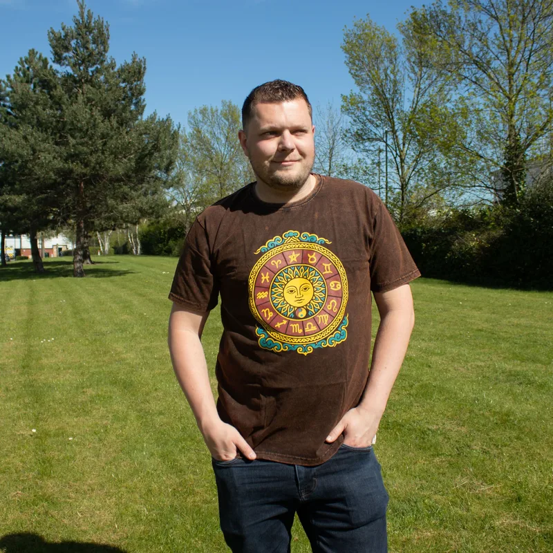 Nomad Sari Stonewashed Cotton T-Shirt Sun & Zodiac Brown XL — foto 3