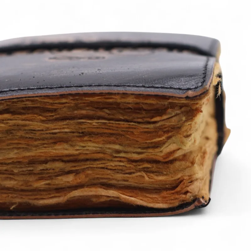 Fat Deckled Edge Leather Notebooks The Stories I Tell Myself — foto 3