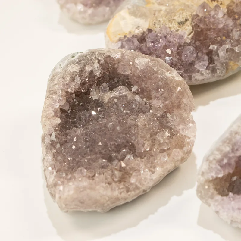 Small Assorted Amethyst Geodes - 3-5 cm (aprox 1KG) 4-6 pieces — foto 2