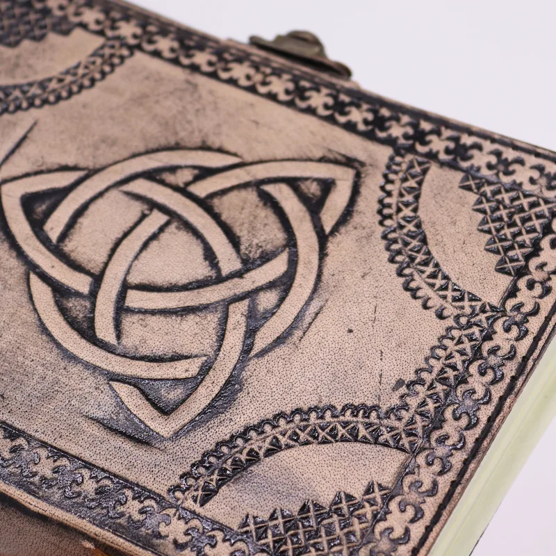 Circle Triquetra Esoteric Notebook Red Tan 200 pages Stich Edge 17.5x12.5x3cm