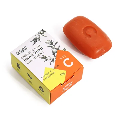 Brightening Vitamin C Hand Sapone with Essenziale Oils — foto 1