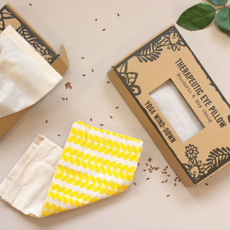 Agnes & Cat Eye Pillow - Eyebag Refresh — foto 2