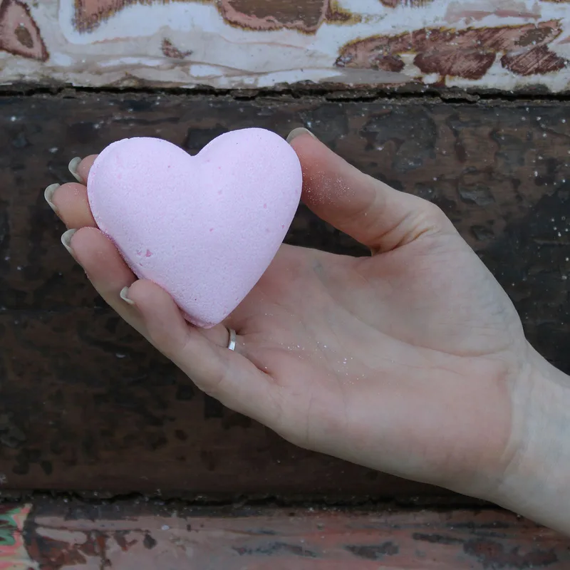 Love Heart Bagno Bomba 70g - Bubblegum — foto 1