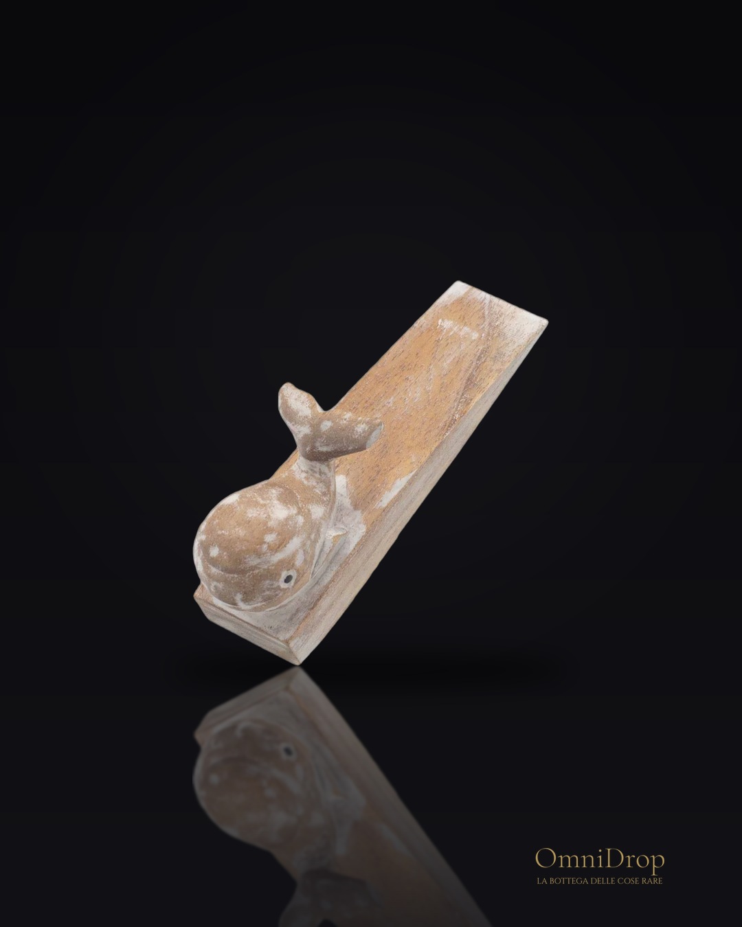 Balena in ferro battuto, elemento decorativo d’impatto