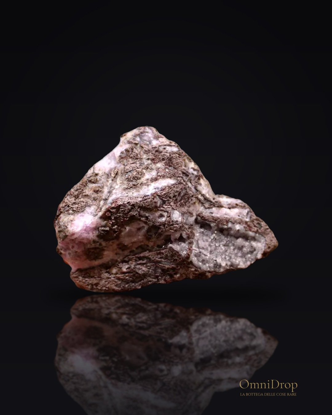 Campioni di calcite cobalto, per aprire la vista interiore