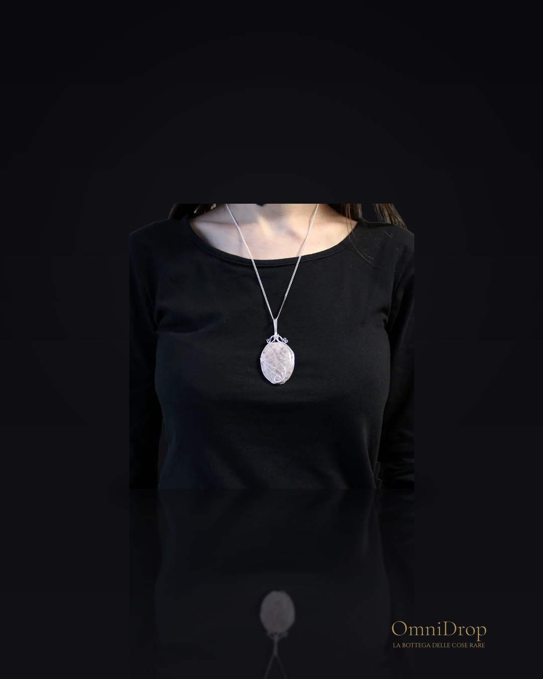 Collana in Opalite a spirale, per l'equilibrio e la purezza dello spirito
