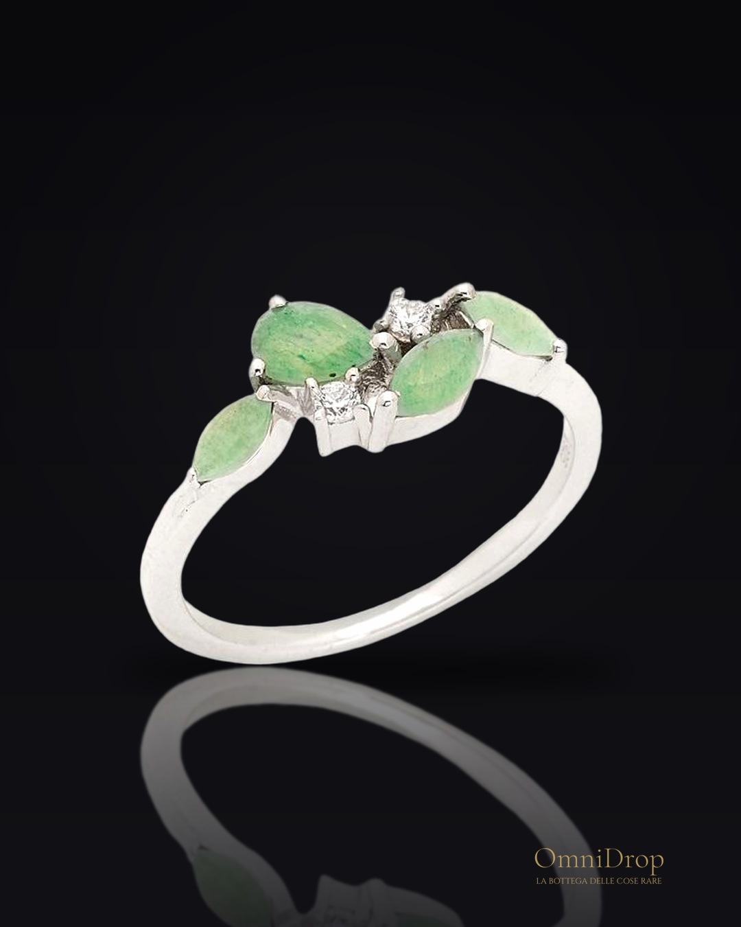 Anello avventurina verde, per raccontare storie verdi