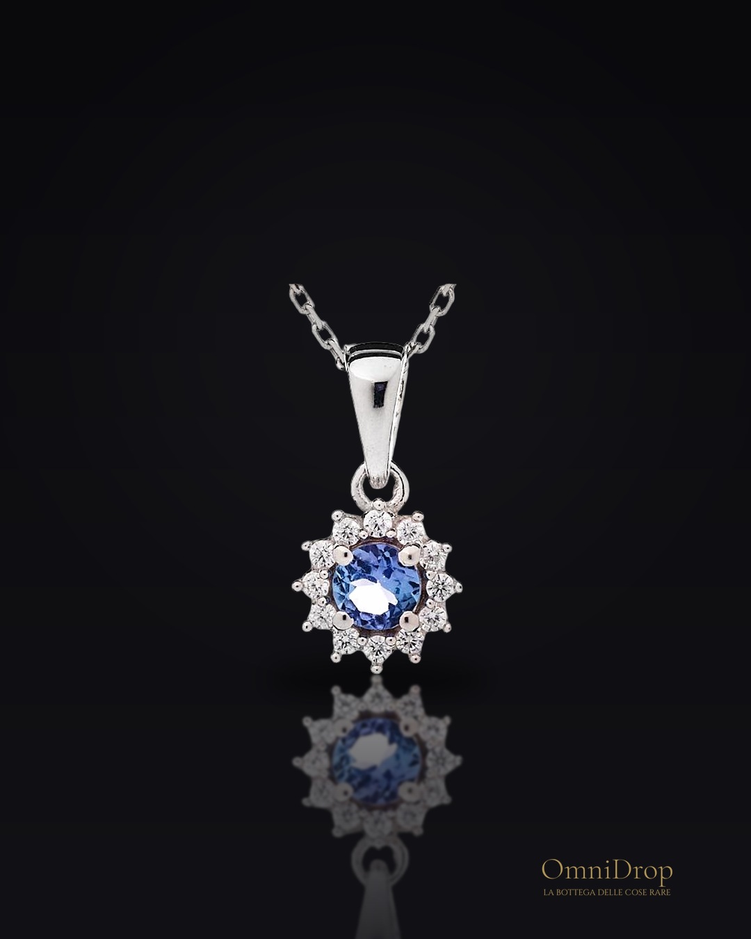 Ciondolo tanzanite blu, per racchiudere il cielo nel collo