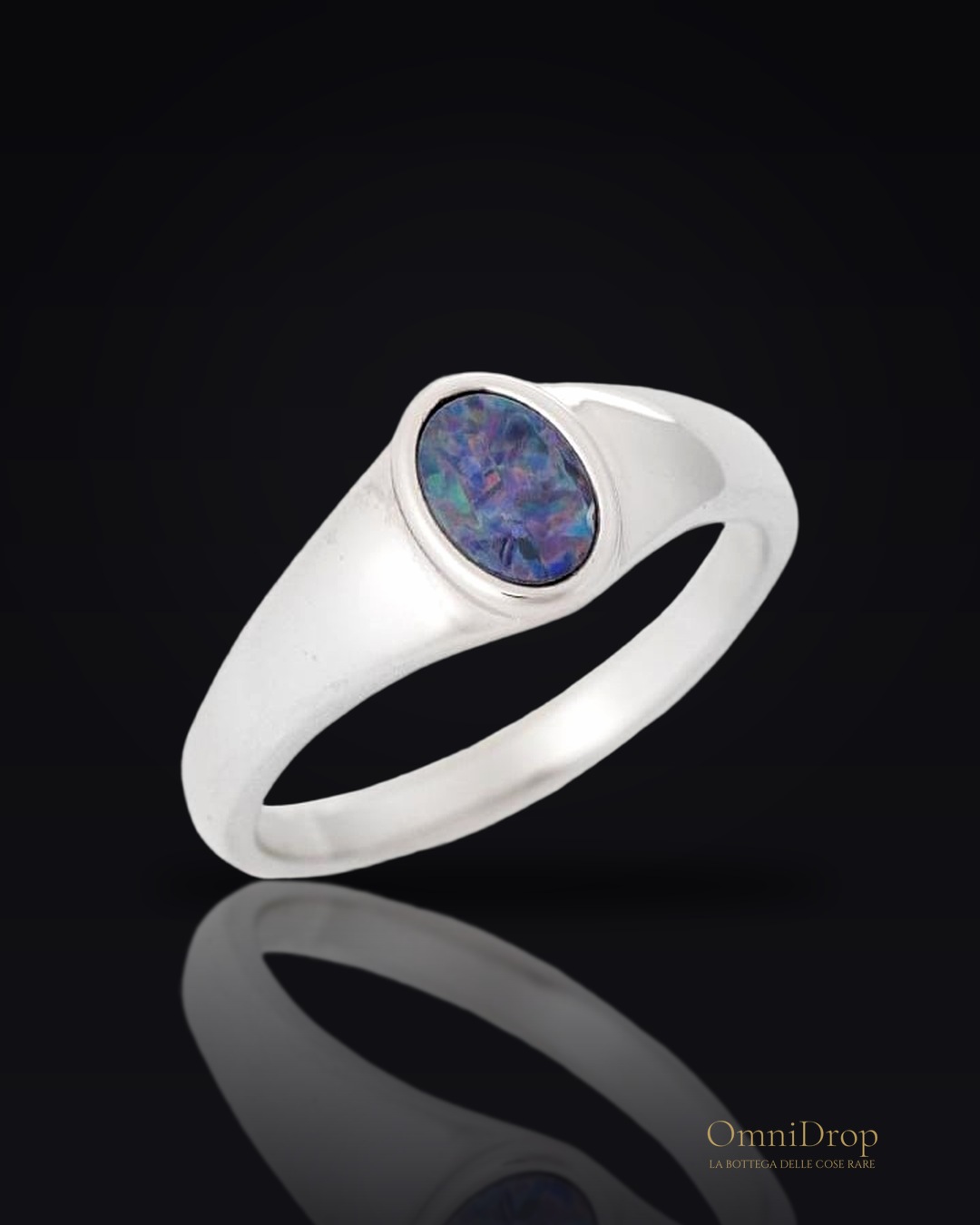 Anello opale blu, per racchiudere il cielo in mano