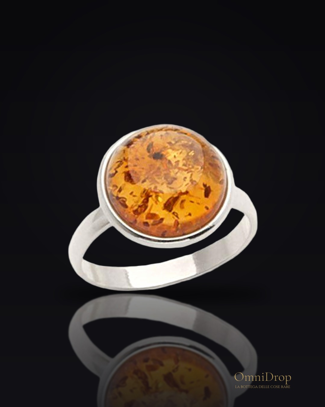Anello tondo ambra cognac, per racchiudere il sole