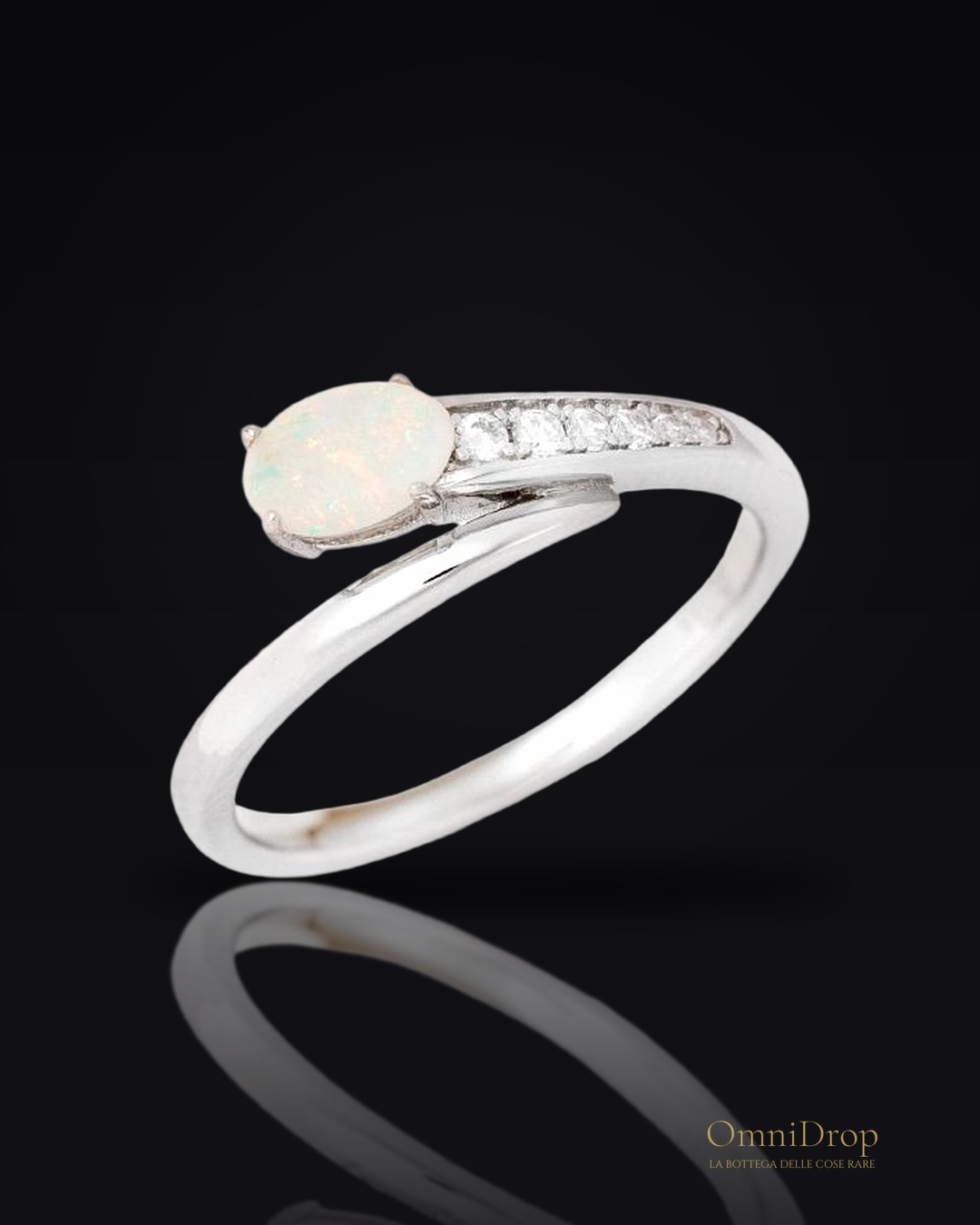 Anello opale e zirconio, per sorridere sempre