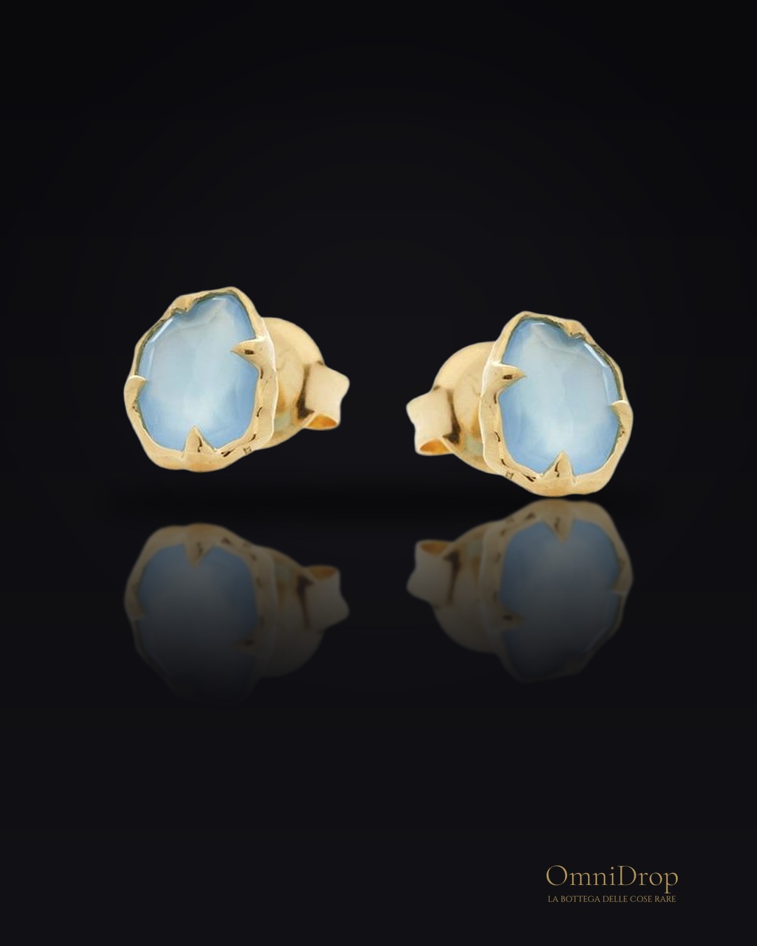 Orecchini calcedonio blu, per trascendere limiti