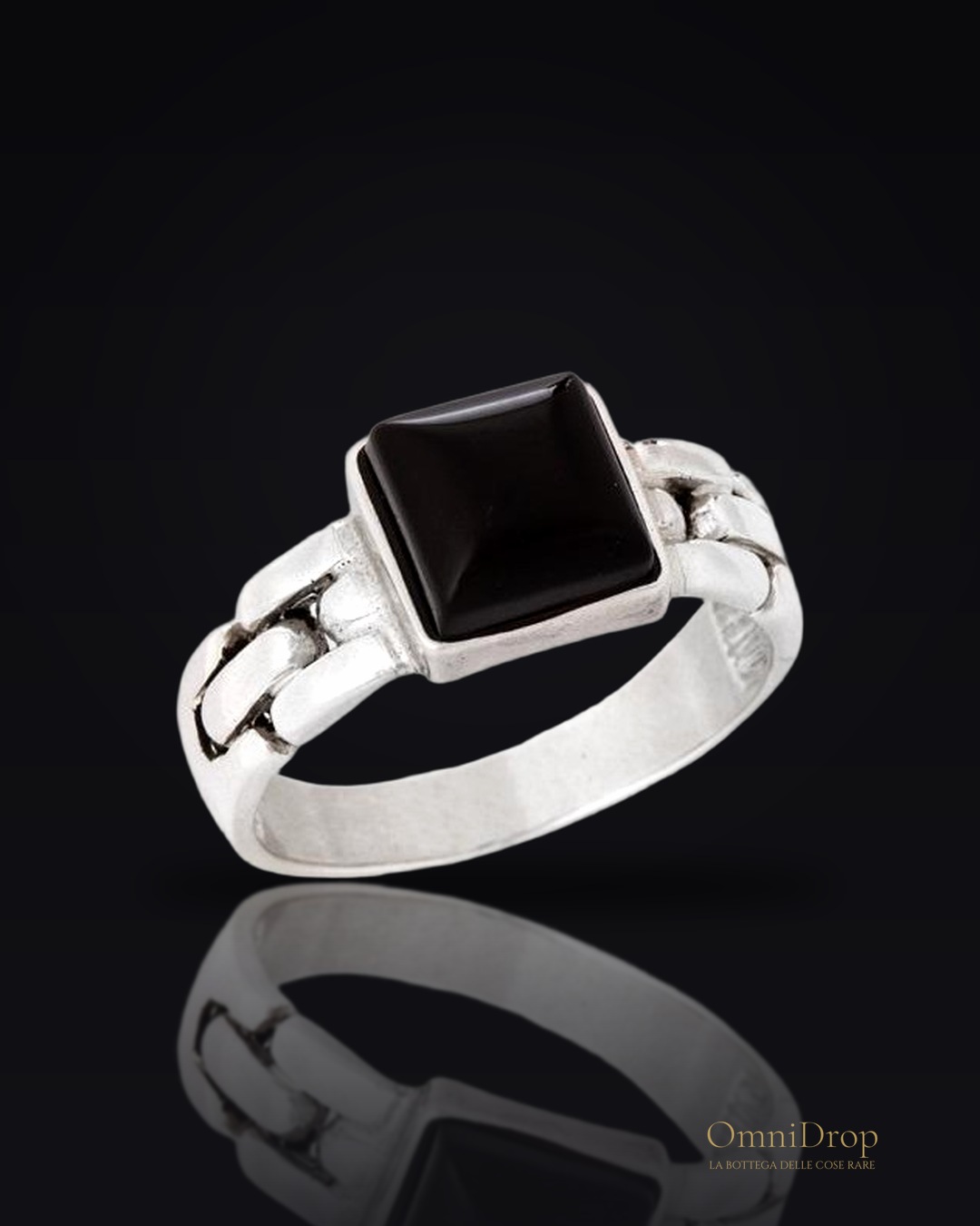Anello sigillo onice nero, per portare la tua essenza