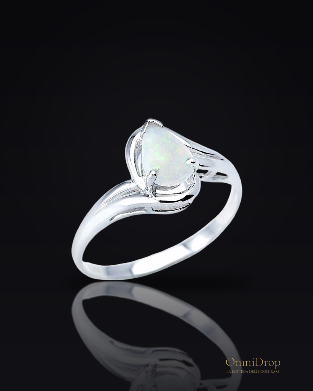 Anello opale bianco, per raccontare storie