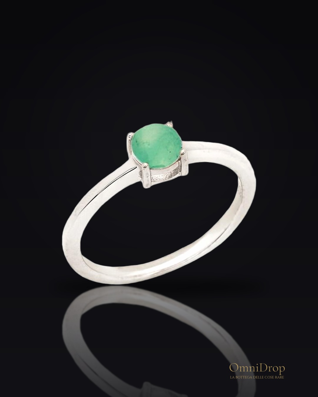 Anello tondo in argento con avventurina verde - per custodire il tuo equilibrio interiore