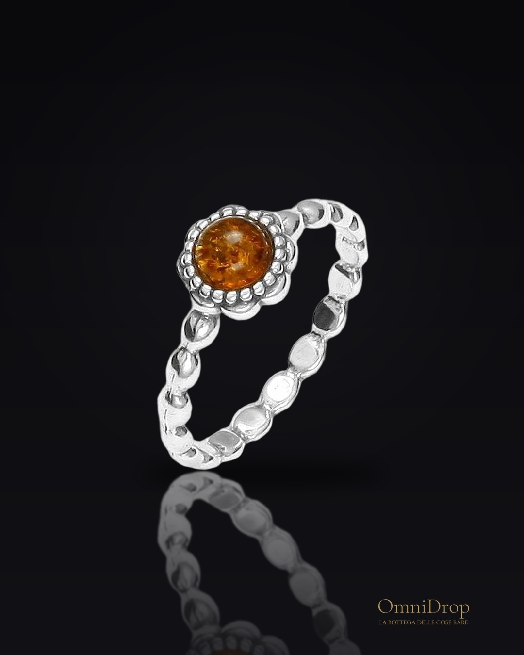 Anello ambra cognac, per portare le tue radici
