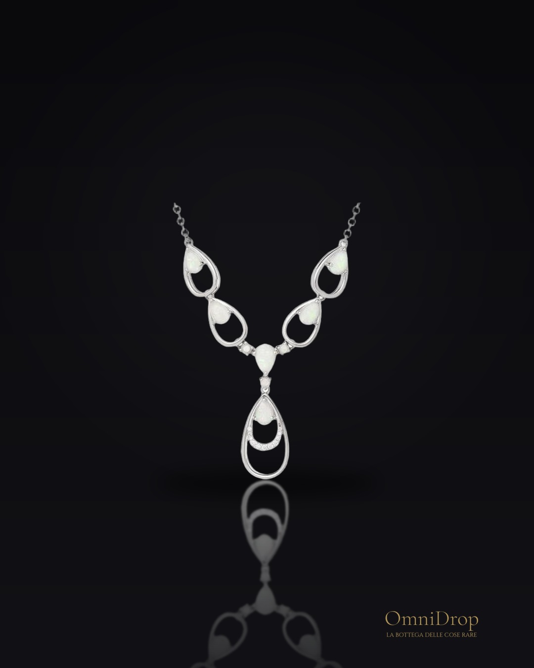 Collana opale e zirconio, per racchiudere il tuo cuore