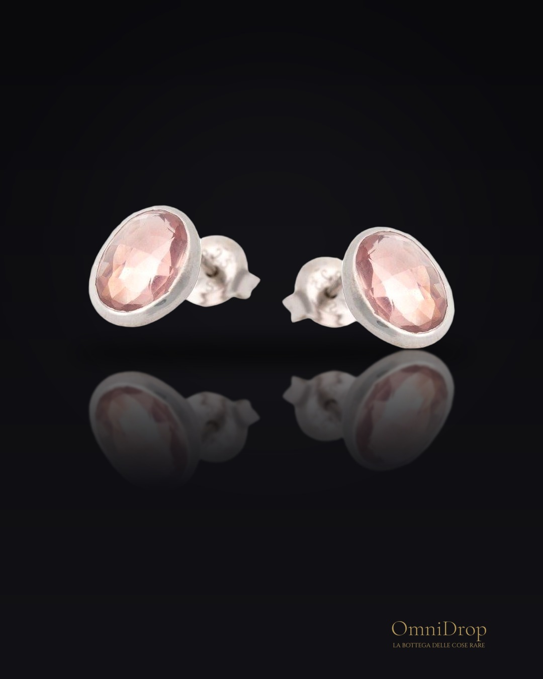 Orecchini in argento 925 rodiato con quarzo rosa naturale ovale, per custodire il tuo cuore