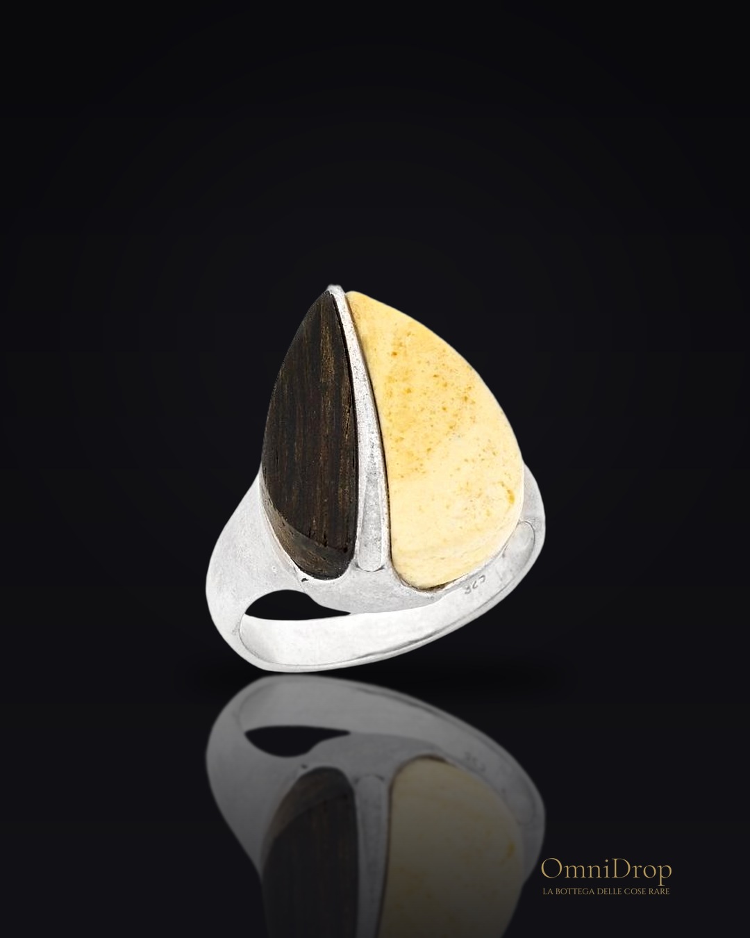 Anello ambra e quercia, per evocare la natura