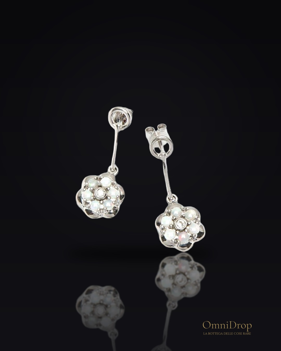 Orecchini con opale e ossido di zirconio in argento 925 rodiato