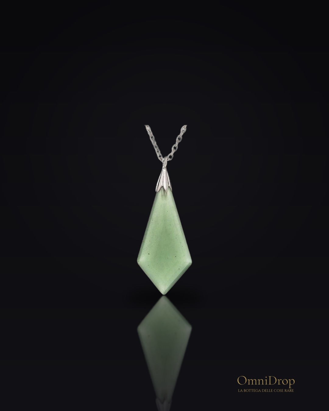 Collana goccia avventurina verde, per vivere l'avventura