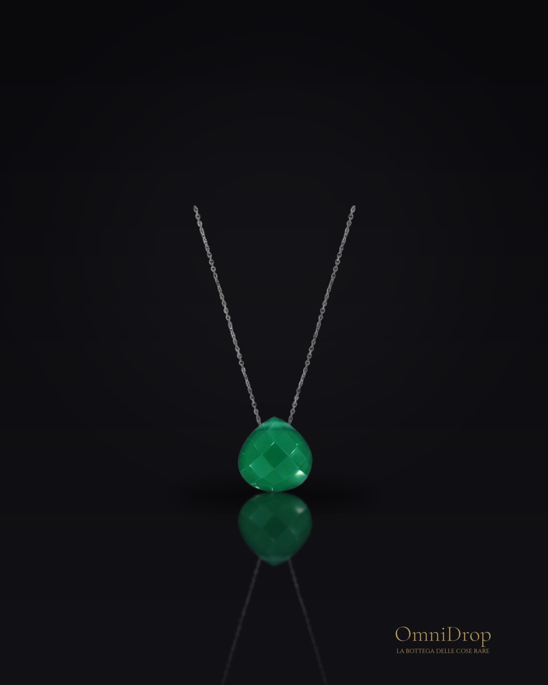 Collana cuore calcedonia verde, per portare l'essenza della natura