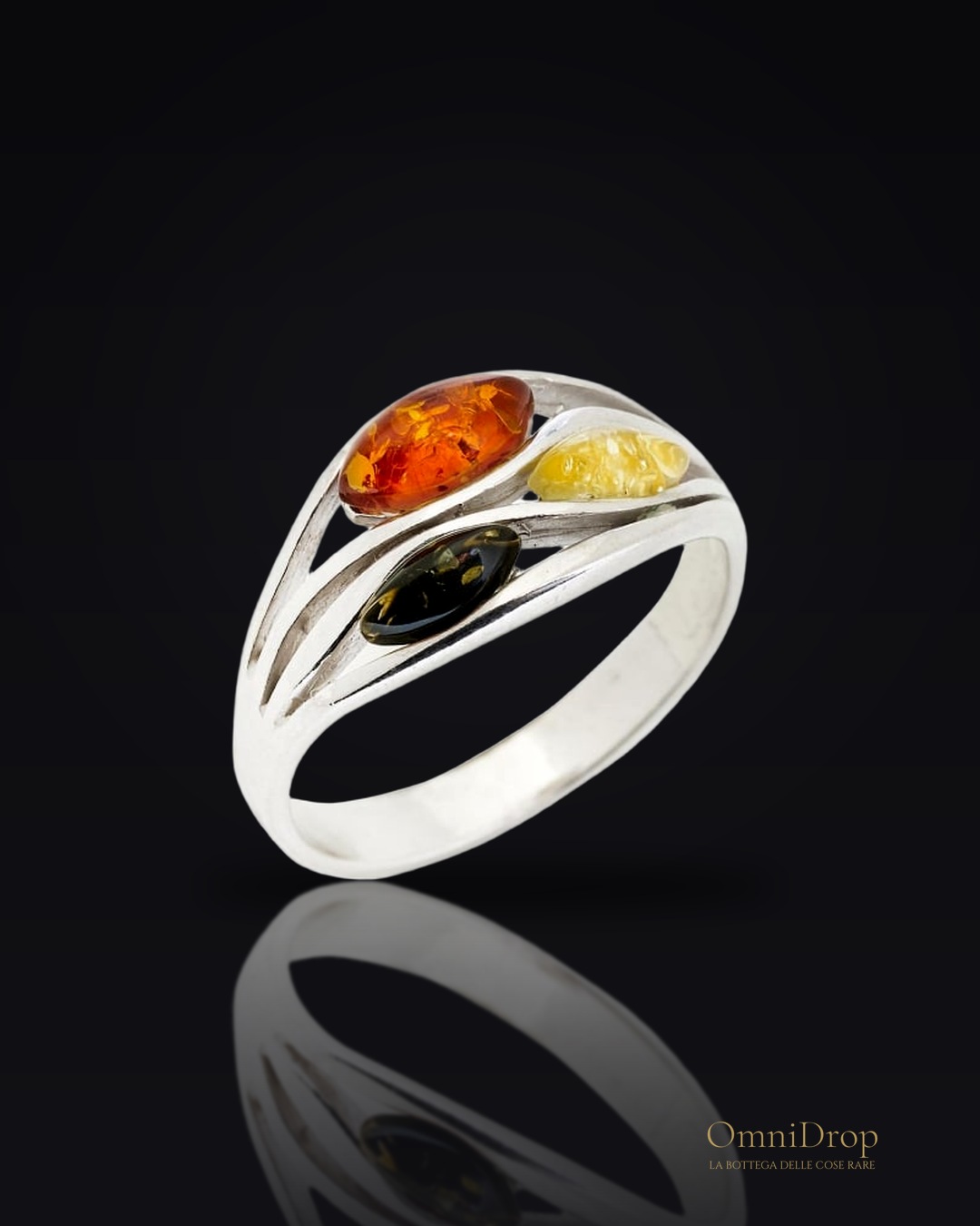 Anello ambra multicolore, per raccontare storie