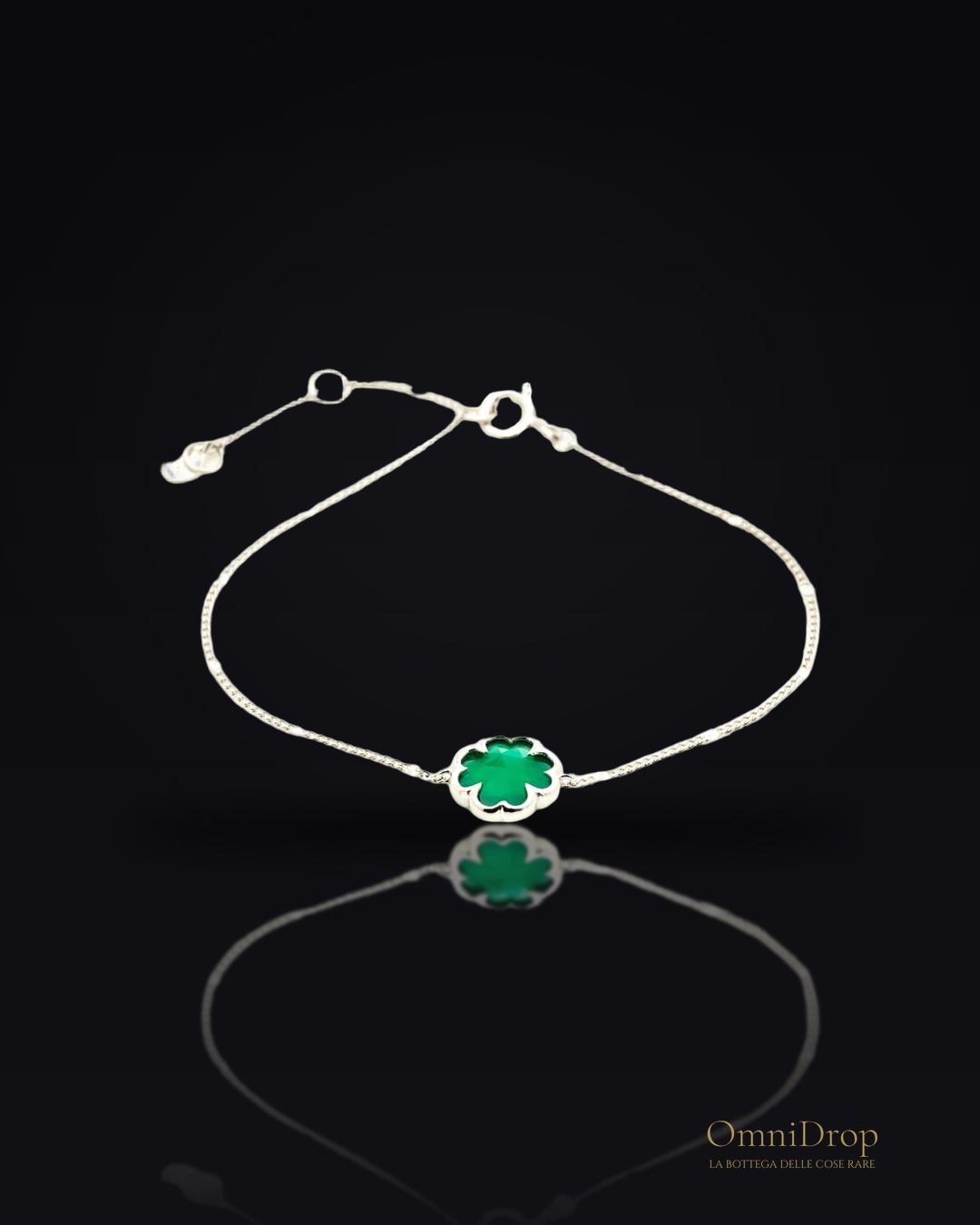 Bracciale trifoglio in onice verde, sussurri della natura