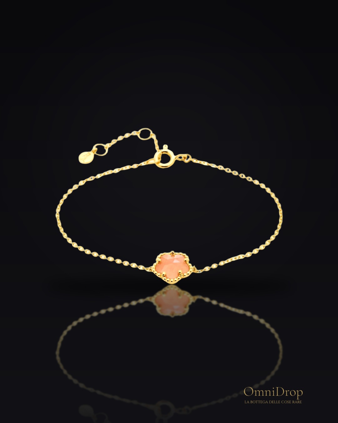 Bracciale fiore a 5 petali in quarzo rosa, per portare l'amore nel cuore