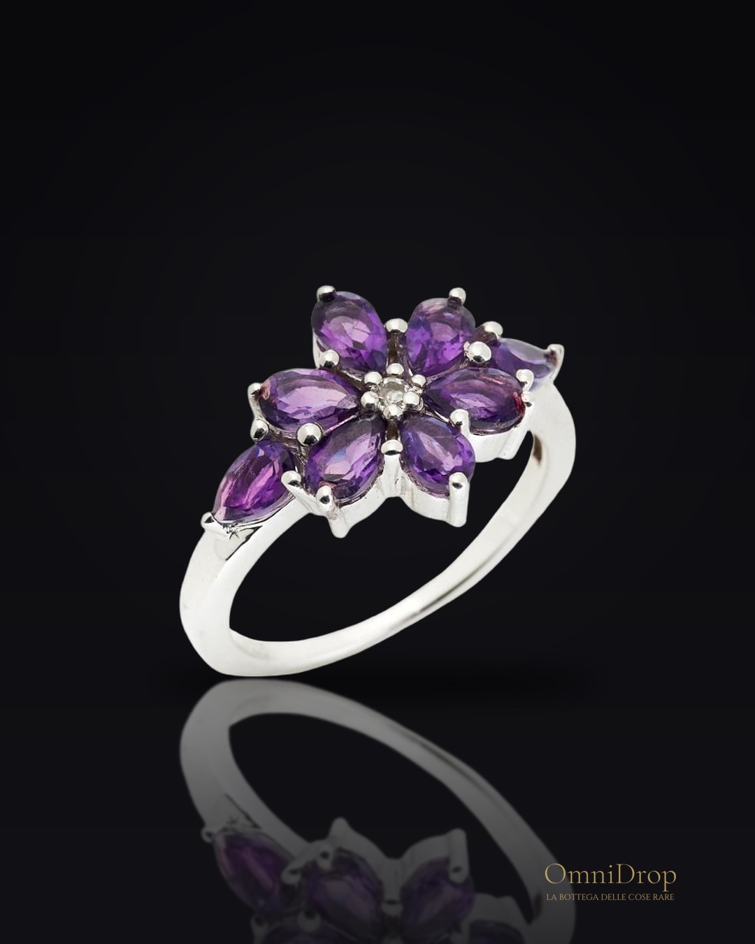 Anello ametista viola goccia, per regalare l'essenza del tuo stile