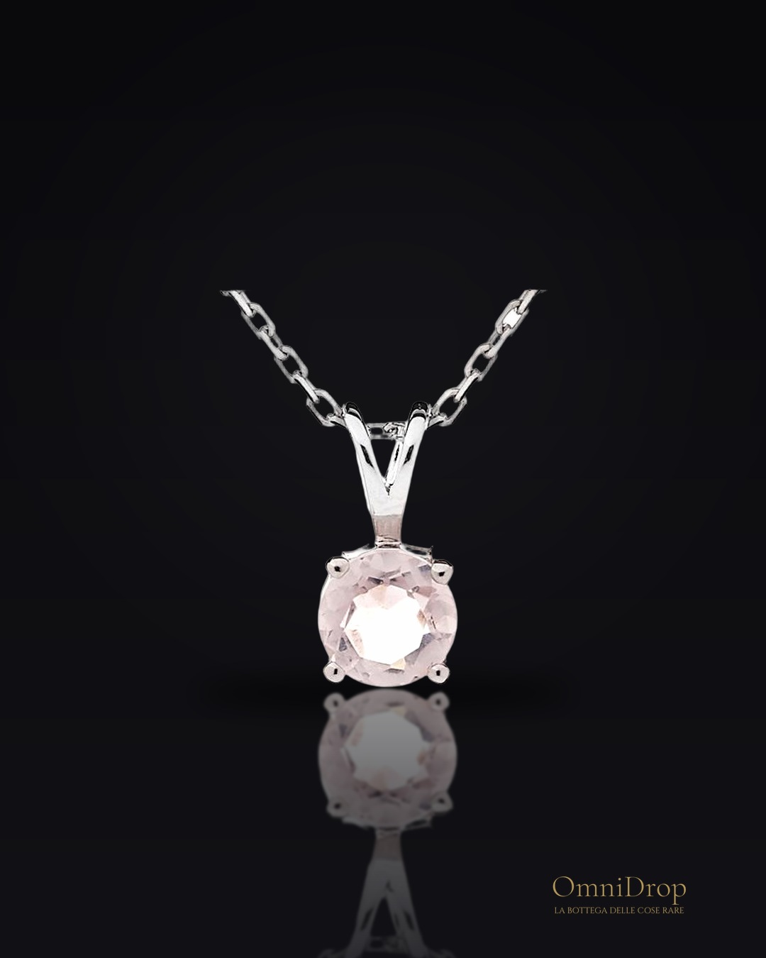 Ciondolo tondo con quarzo rosa, per evocare l'amore