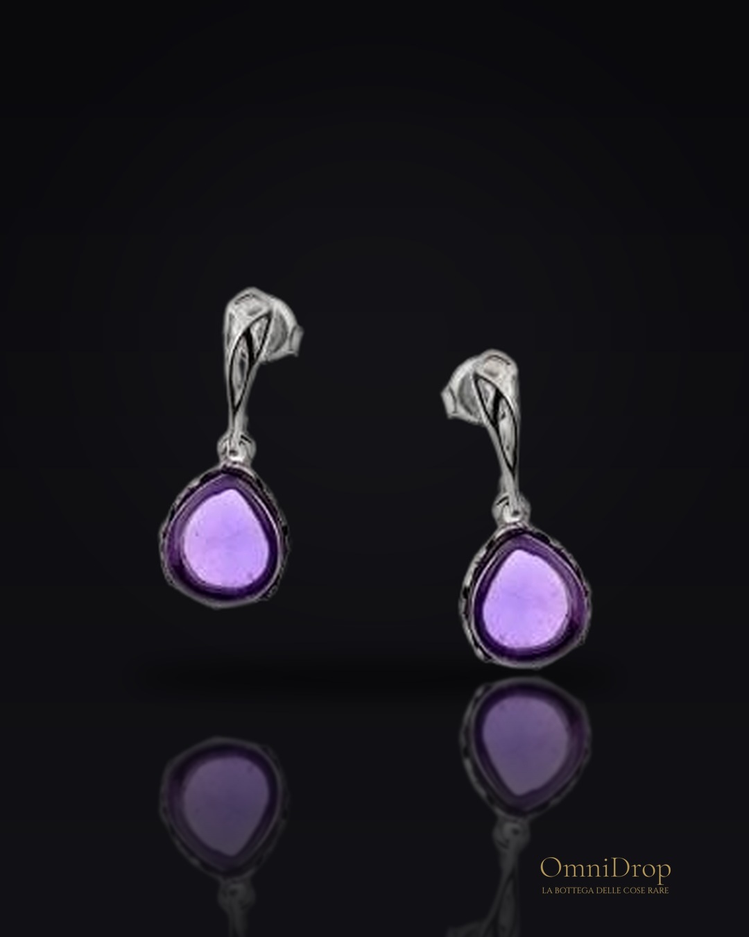 Orecchini pendenti in ametista naturale, in argento rodiato 925, 1x2,2 cm
